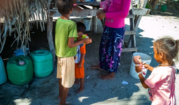 img_donate_Home02-M56GXL3.jpg